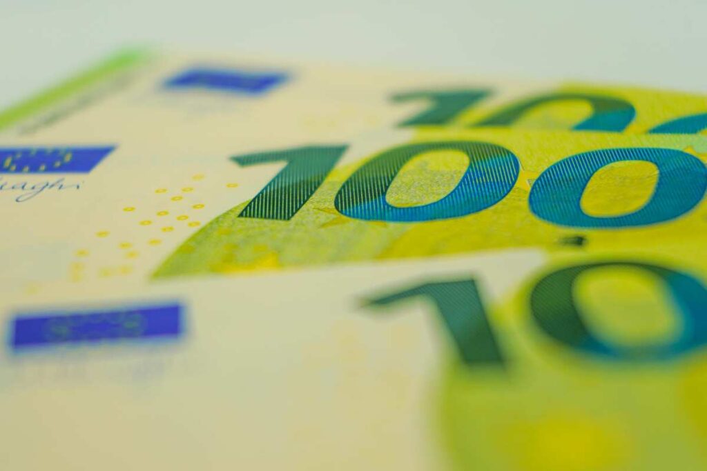100 euro - prestiti.com