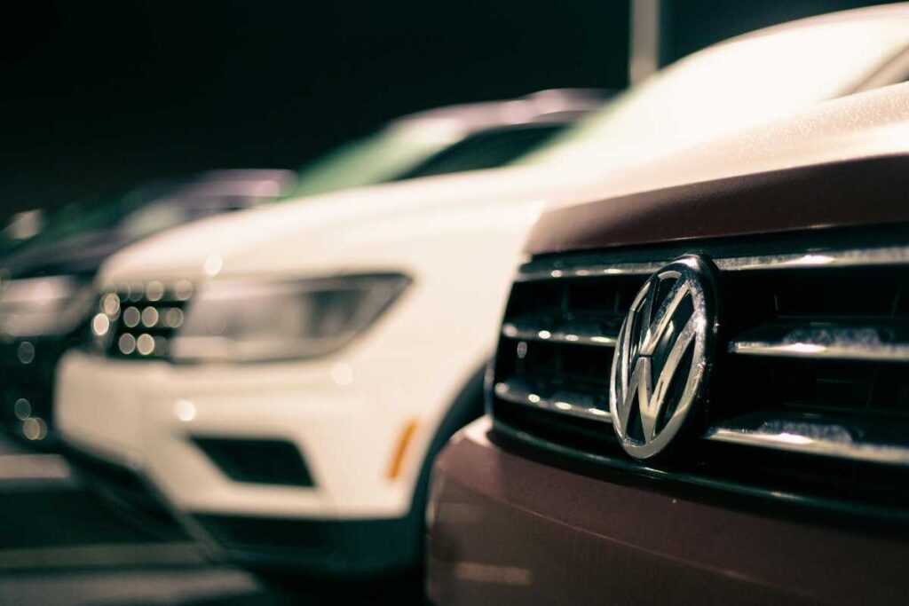 Auto parcheggiate - prestiti.com