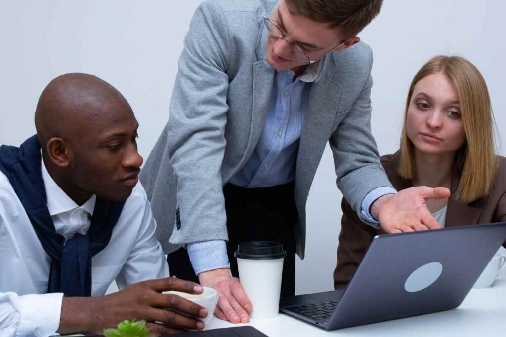 Un consulente finanziario - prestiti.com